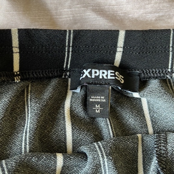 Express High Low Maxi Skirt - Picture 4 of 5